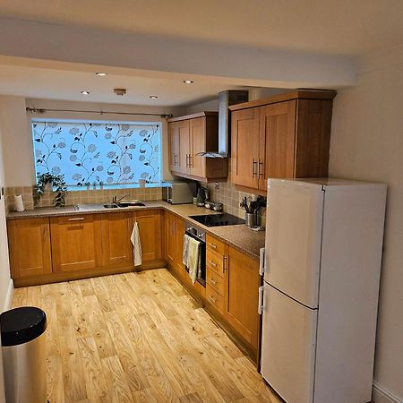 3 Severn Close Contractor Home In Oakham Near Rutland Water ภายนอก รูปภาพ