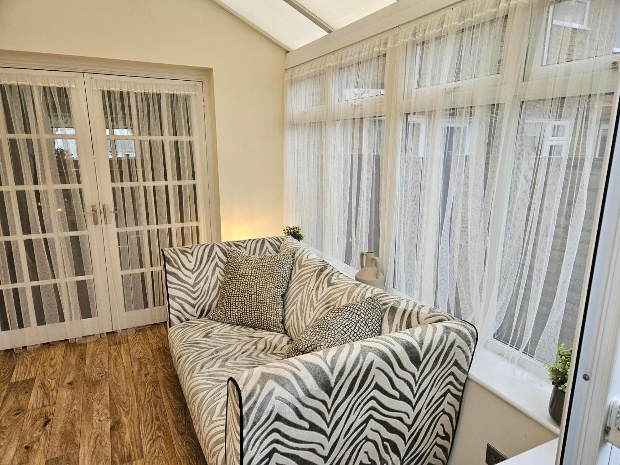 3 Severn Close Contractor Home In Oakham Near Rutland Water ภายนอก รูปภาพ